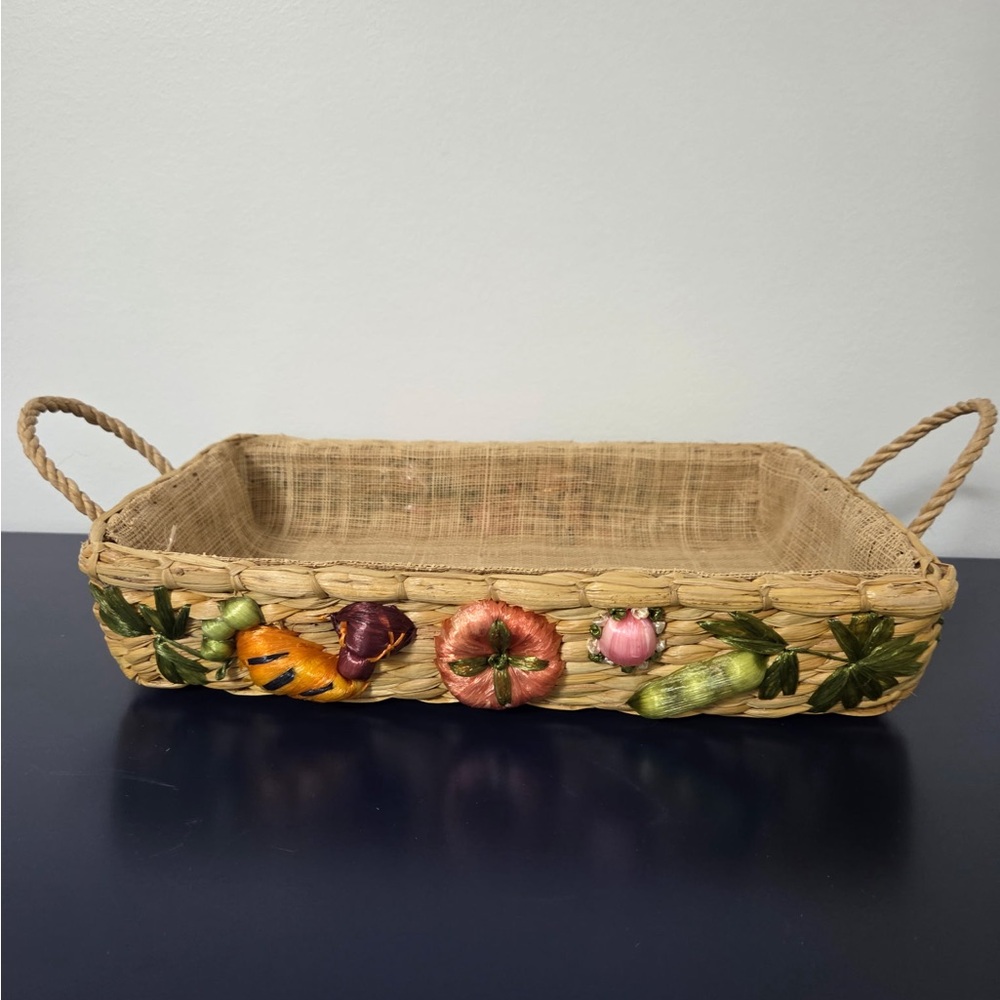 Vintage Raffia casserole basket 9 x 13 perfect for baked casseroles !
